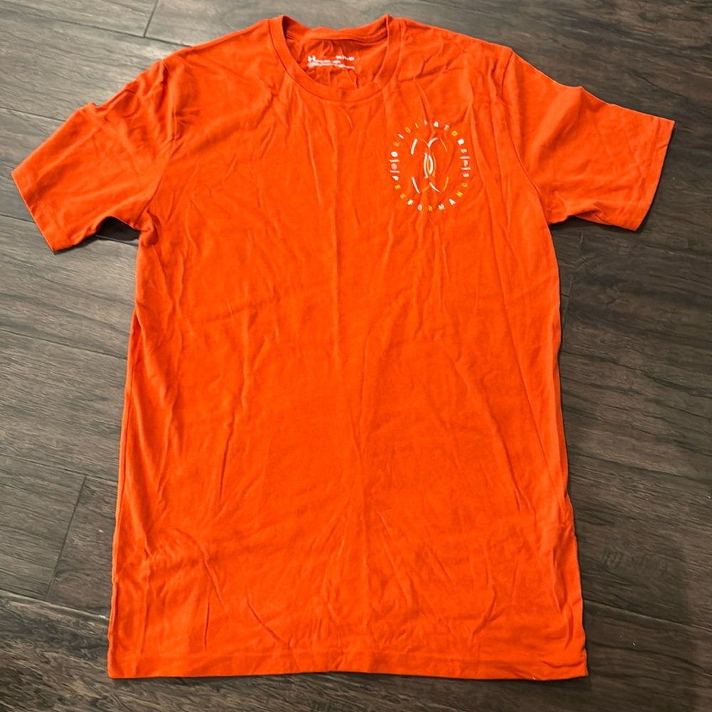 Under Armour Tshirt